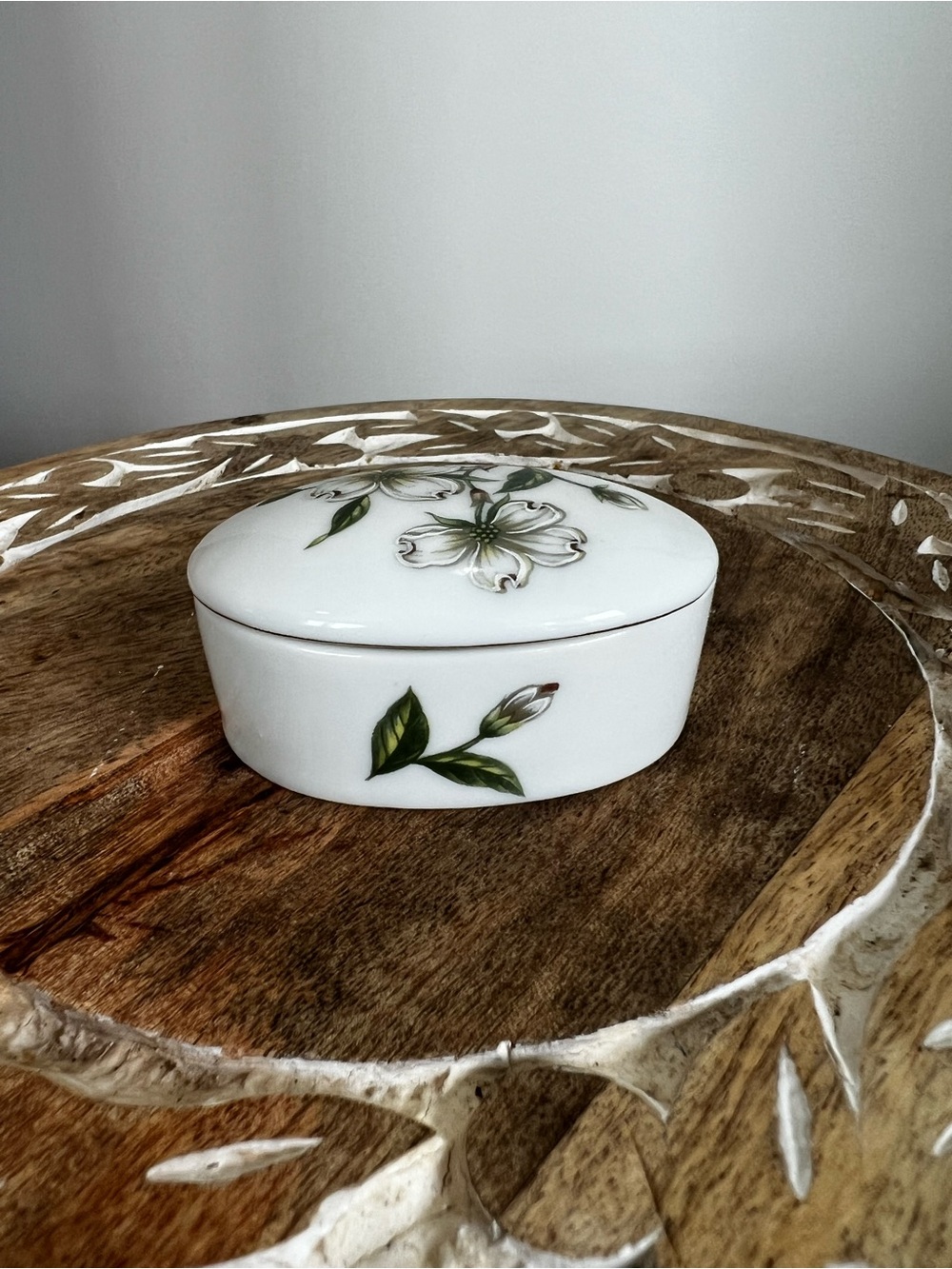 VTG Lefton # 02872 Porcelain Floral Trinket Box - White with Green Accents